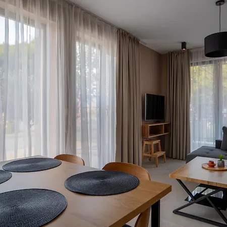 Nea Apartment *